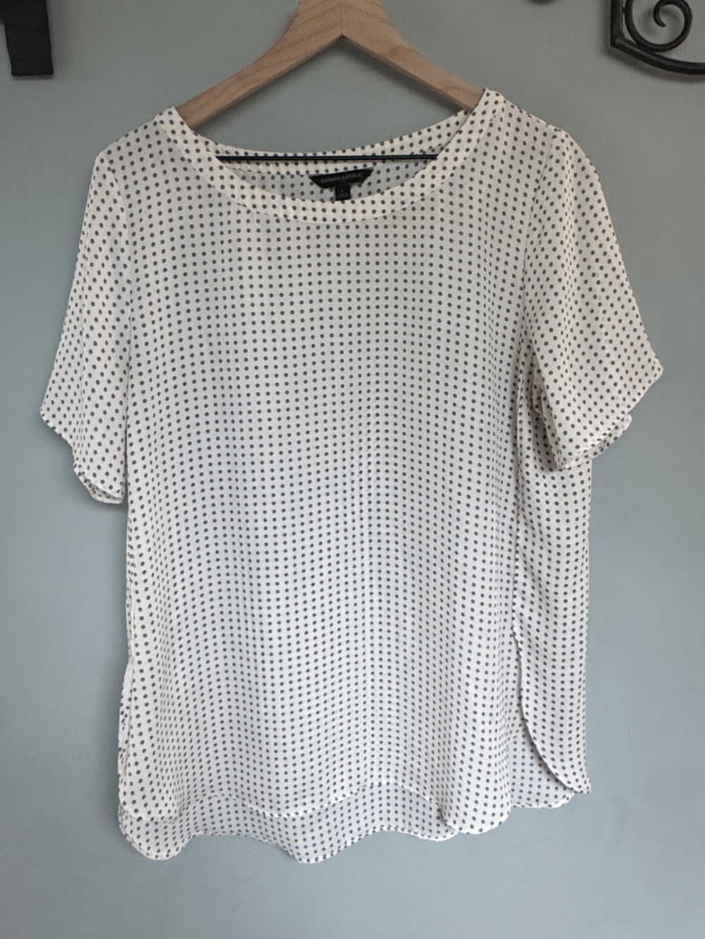 Banana Republic Factory Polka Dot Short Sleeve Blouse - White with Black Dots